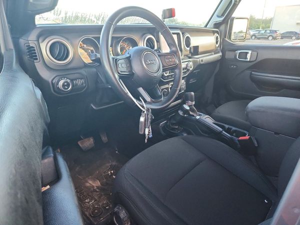 2021 JEEP GLADIATOR