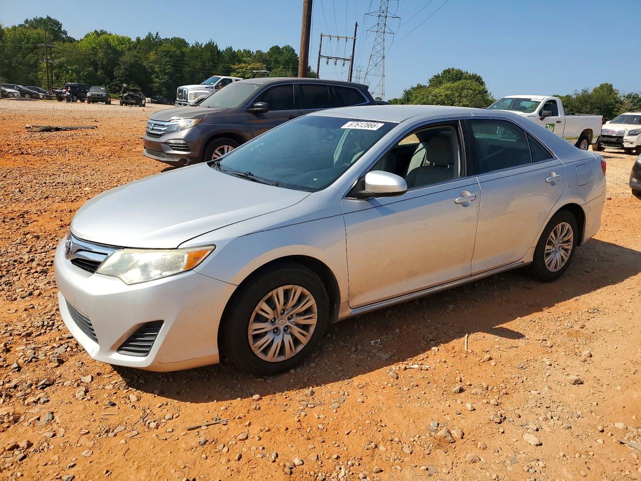 2014 TOYOTA CAMRY