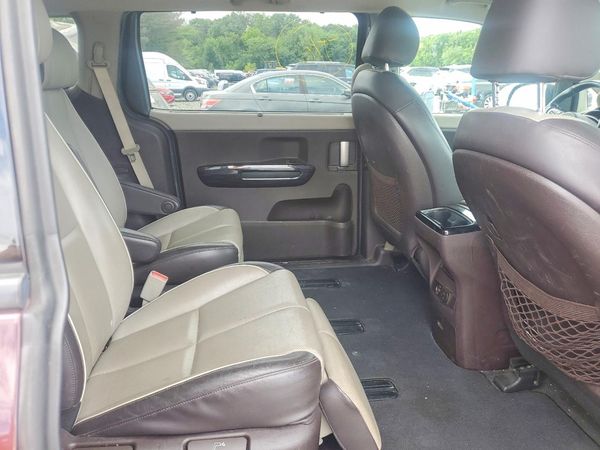 2015 KIA SEDONA TOP - High Level