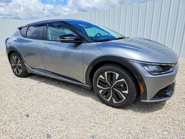 2024 KIA EV6 Light, Wind