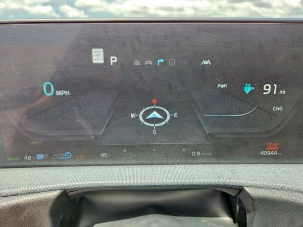 2024 KIA EV6 Light, Wind
