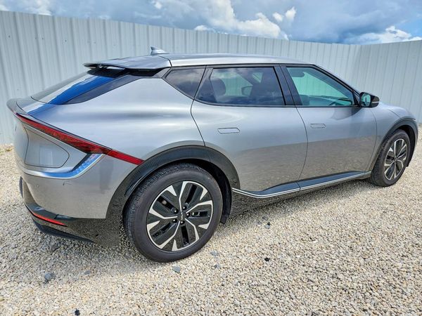 2024 KIA EV6 Light, Wind