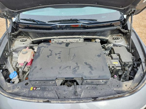 2023 KIA NIRO Wind — Engine bay