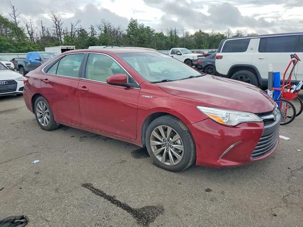 2016 TOYOTA CAMRY SOLA Hybrid — Passenger 3/4