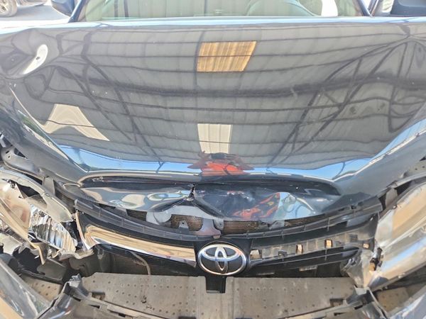 2017 TOYOTA CAMRY LE/SE/XLE/XSE — Engine bay