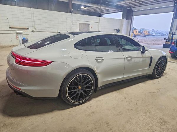 2020 PORSCHE PANAMERA Panamera / Panamera 4