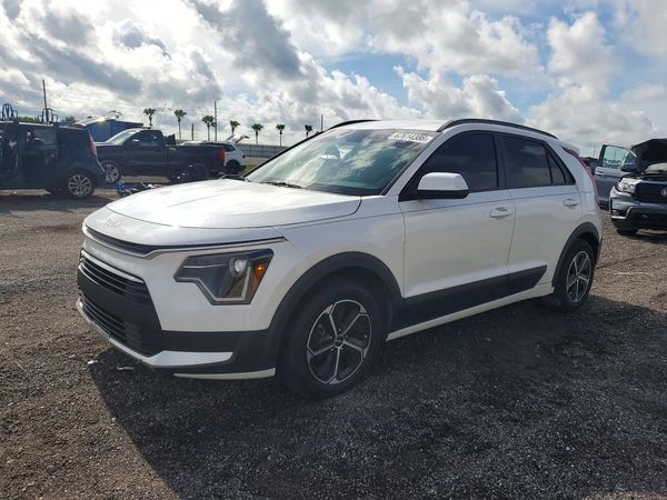2023 KIA NIRO