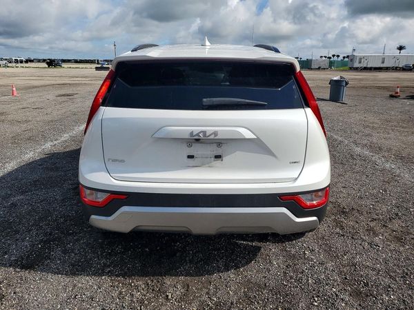 2023 KIA NIRO
