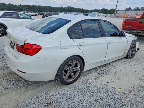 2014 BMW 320