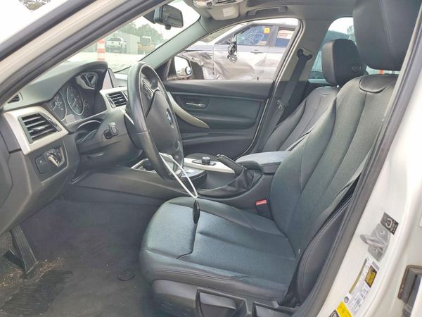 2014 BMW 320