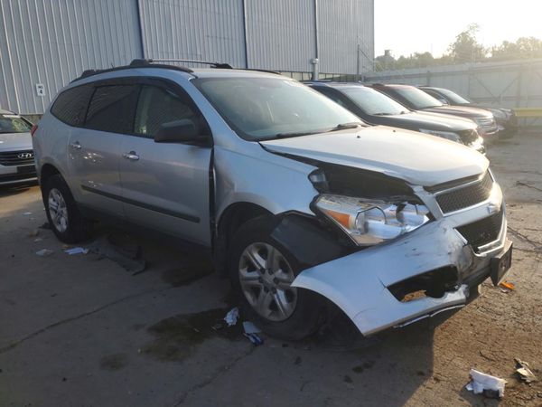 2012 CHEVROLET TRAVERSE LS