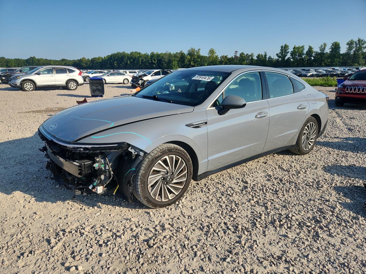 2025 HYUNDAI SONATA SEL — Front 3/4
