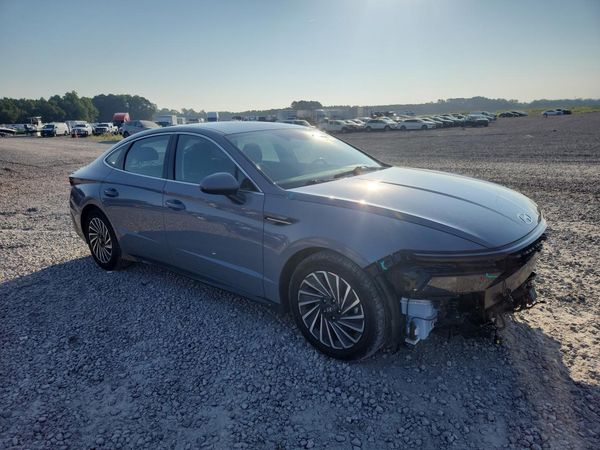 2025 HYUNDAI SONATA SEL — Passenger 3/4