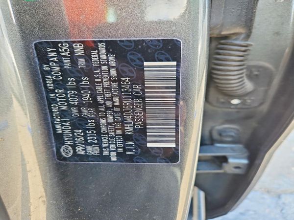 2024 HYUNDAI ELANTRA Blue