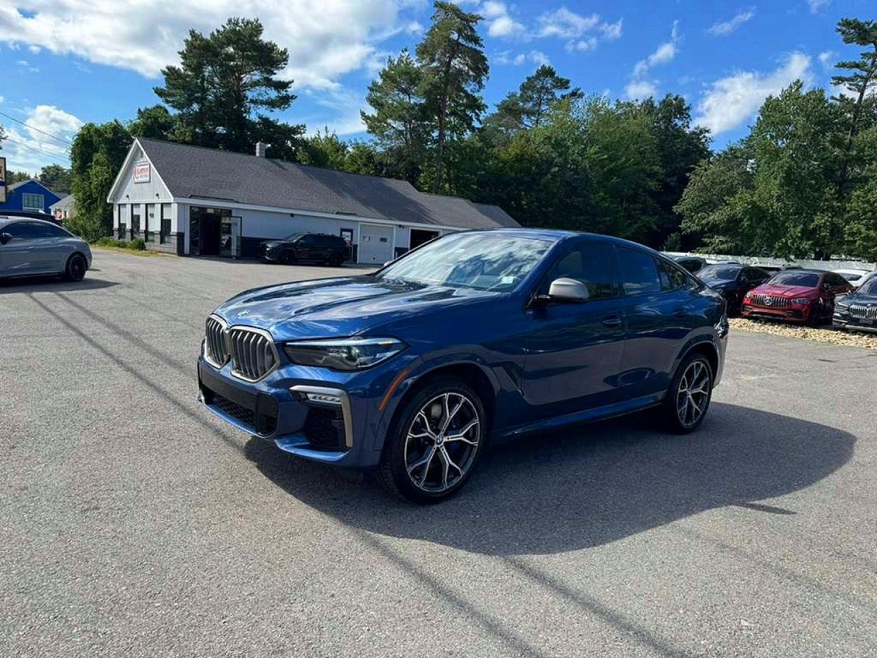 2021 BMW X6 M50i