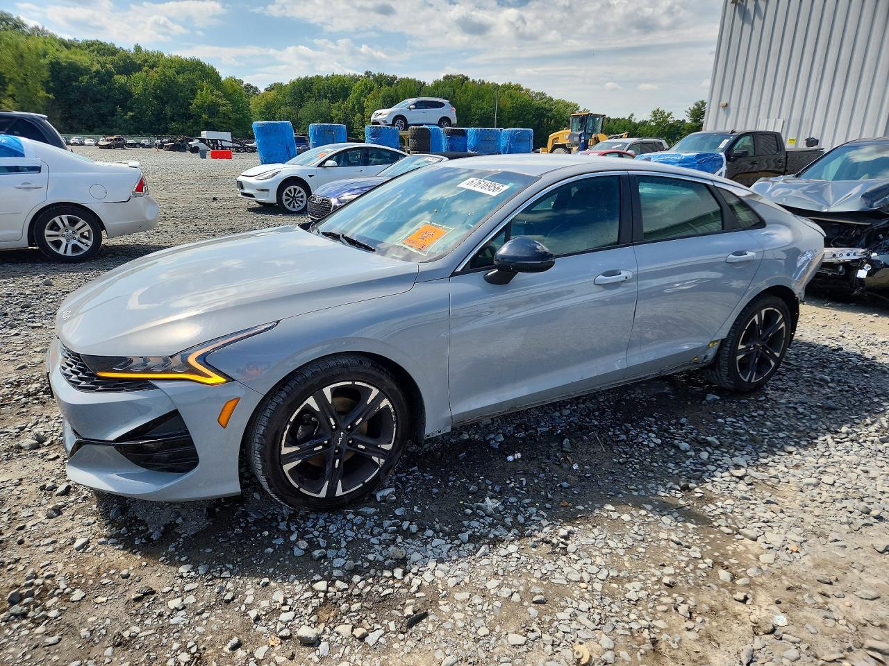2022 KIA K5