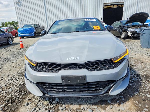 2022 KIA K5