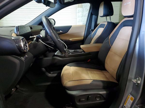 2025 CHEVROLET EQUINOX Active — DENT