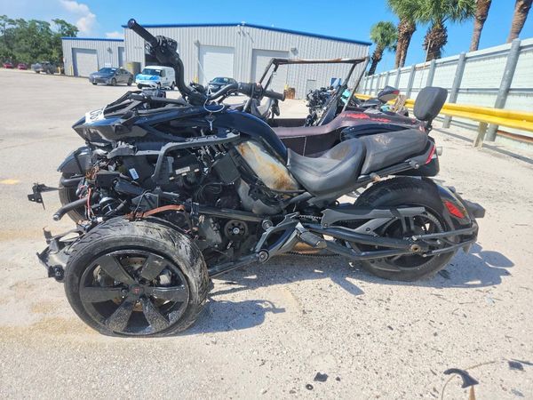 2021 CAN-AM SPYDER