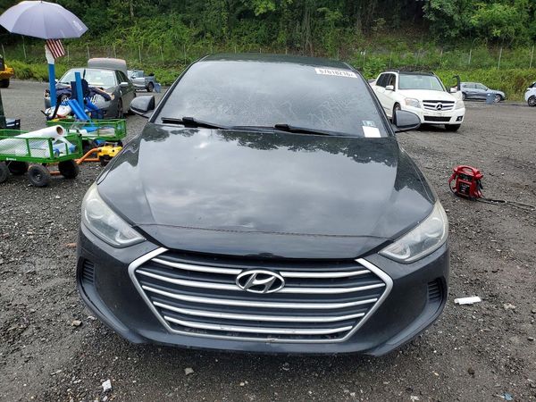 2017 HYUNDAI ELANTRA