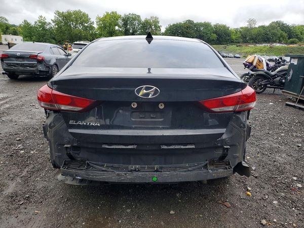 2017 HYUNDAI ELANTRA