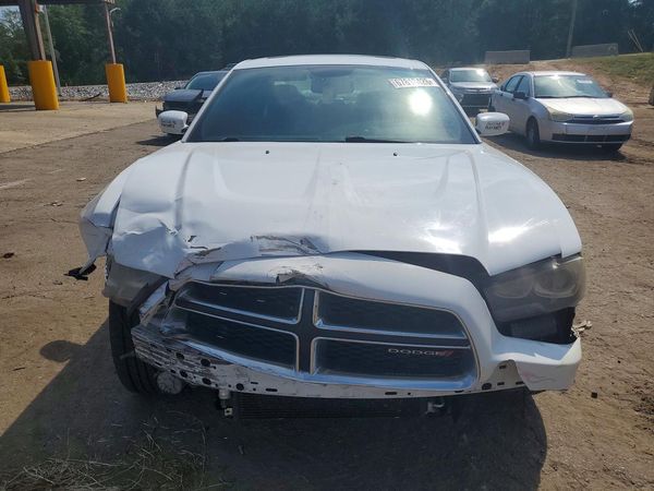 2013 DODGE CHARGER