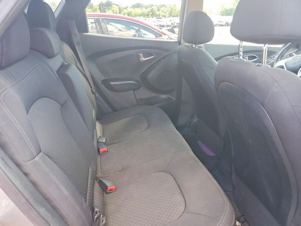 2012 HYUNDAI TUCSON GL