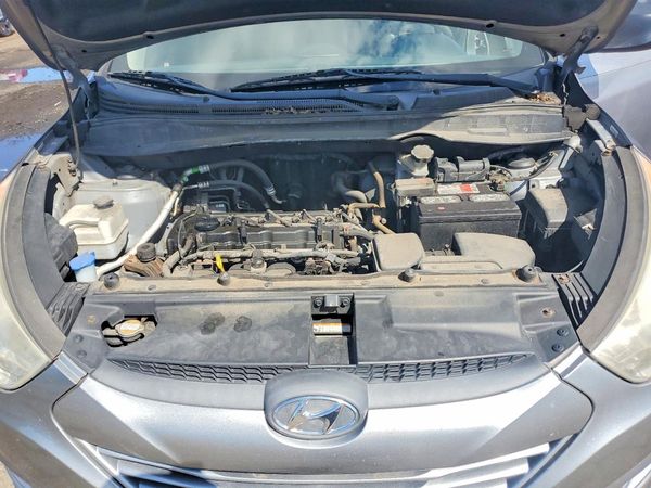 2012 HYUNDAI TUCSON GL