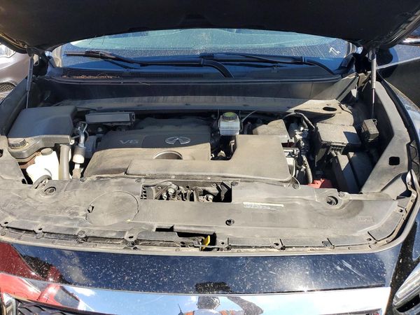 2020 INFINITI QX60 — Engine bay