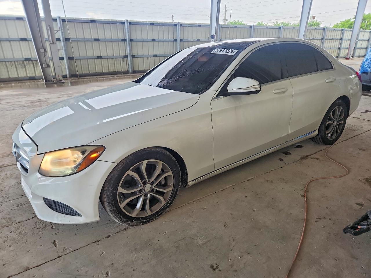 2015 MERCEDES-BENZ C