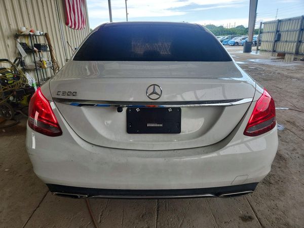 2015 MERCEDES-BENZ C