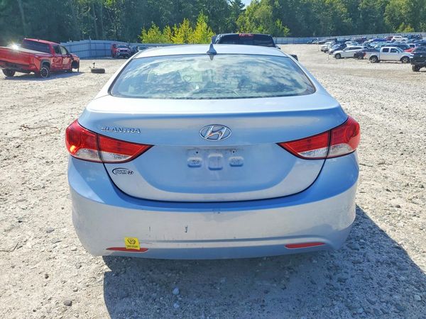 2012 HYUNDAI ELANTRA