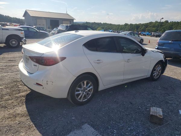 2015 MAZDA 3