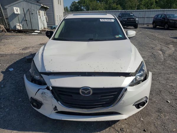 2015 MAZDA 3