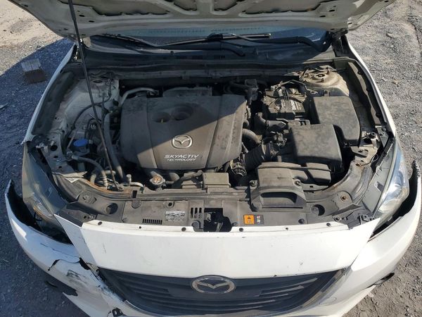 2015 MAZDA 3