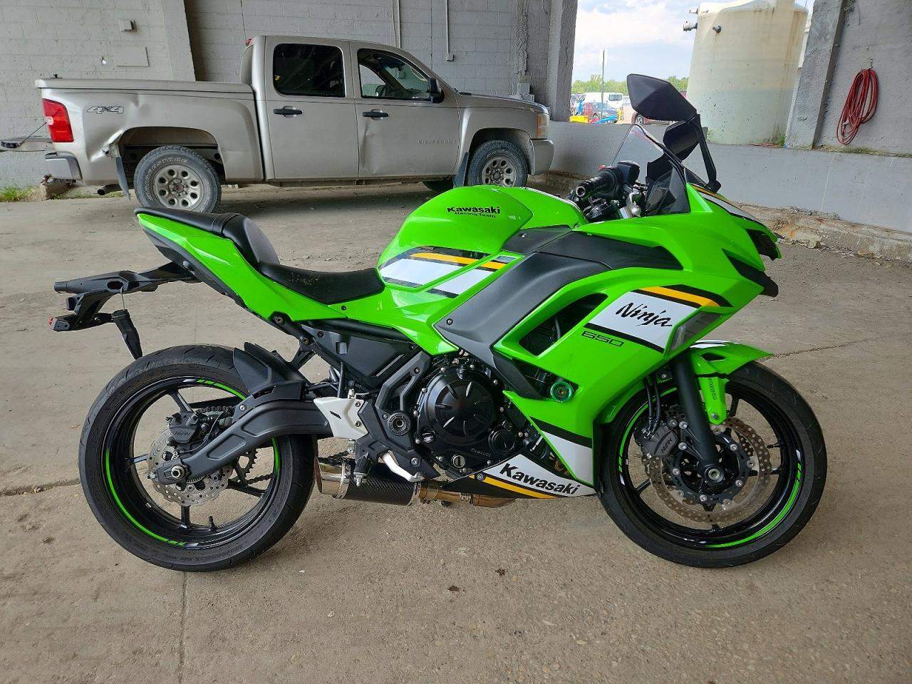 2025 KAWASAKI EX650