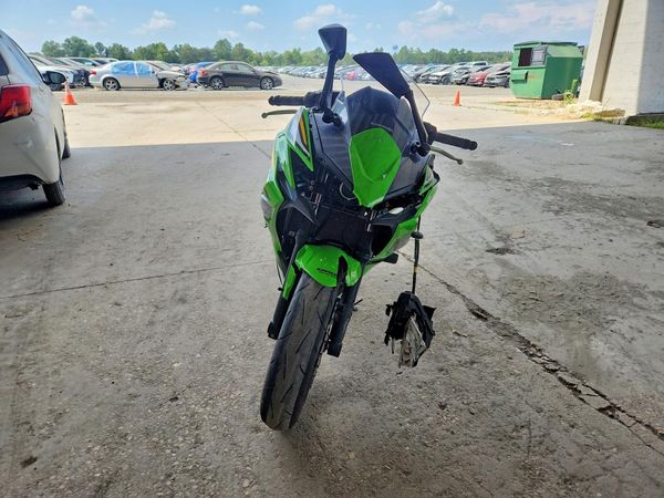 2025 KAWASAKI EX650