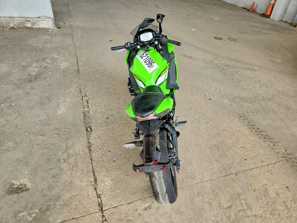 2025 KAWASAKI EX650