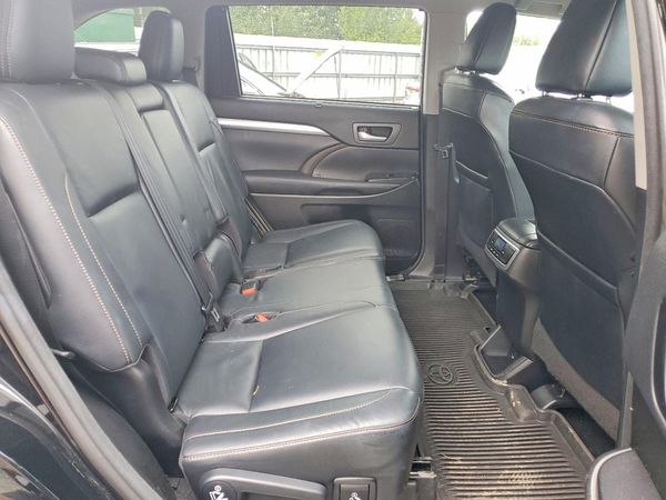 2018 TOYOTA HIGHLANDER SE/XLE