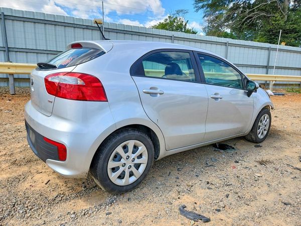 2016 KIA RIO