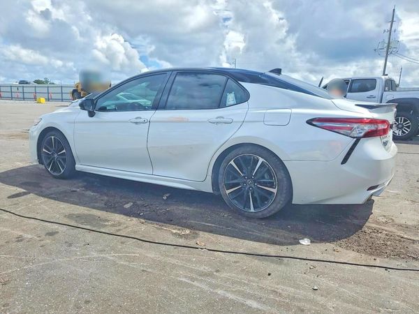 2019 TOYOTA CAMRY