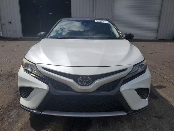 2019 TOYOTA CAMRY