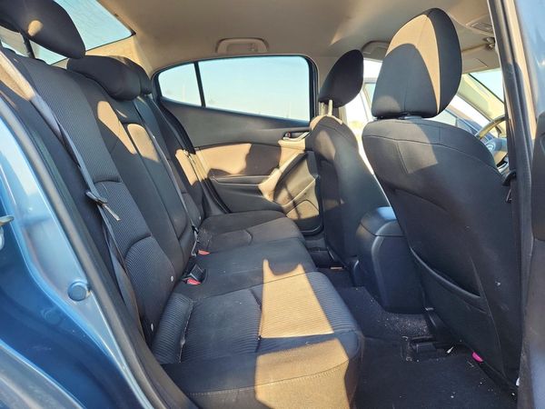 2014 MAZDA 3