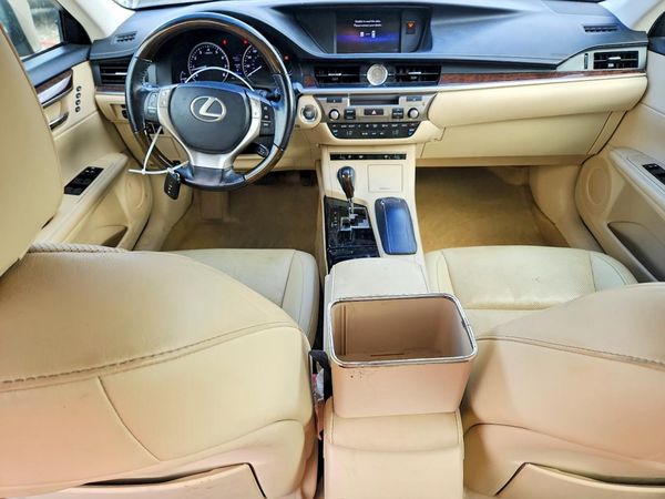 2015 LEXUS ES