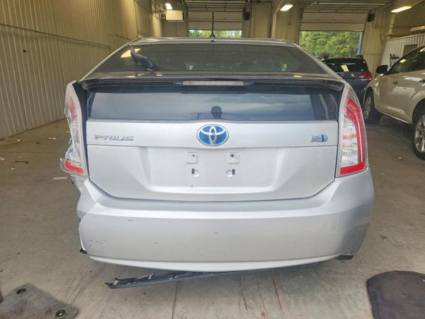 2014 TOYOTA PRIUS
