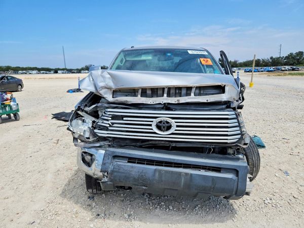 2016 TOYOTA TUNDRA Limited