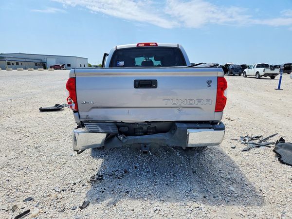 2016 TOYOTA TUNDRA Limited