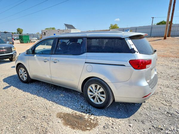 2016 KIA SEDONA