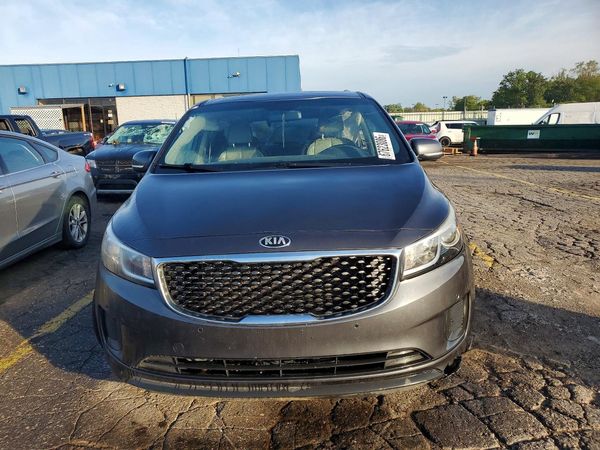 2017 KIA SEDONA LX