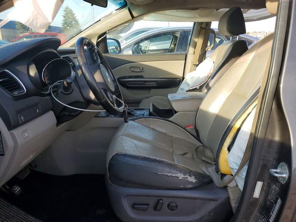 2017 KIA SEDONA LX